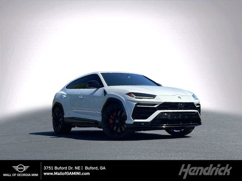 Used 2022 Lamborghini Urus image 1