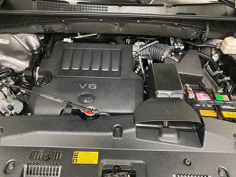 Used 2016 Toyota Highlander Limited Platinum w/ Protection Package #3 image 15