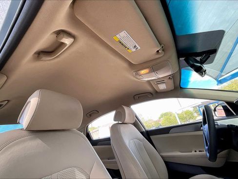Used 2016 Hyundai Sonata SE image 13