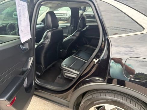 Used 2023 Ford Escape Platinum AWD/4WD image 18