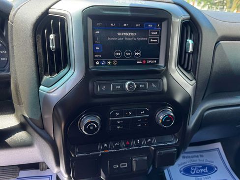 Used 2021 Chevrolet Silverado 1500 Custom AWD/4WD image 3