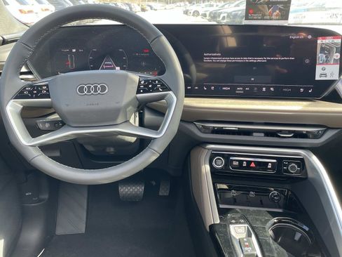 New 2025 Audi Q5 Prestige image 15