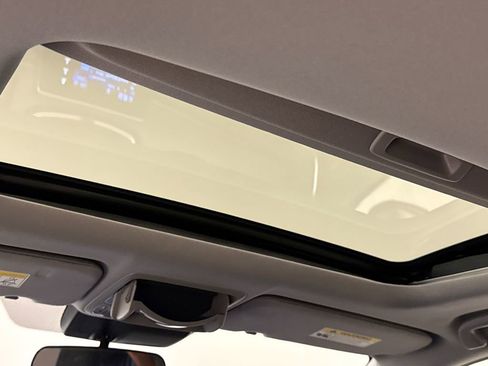 Used 2020 Honda CR-V EX image 12
