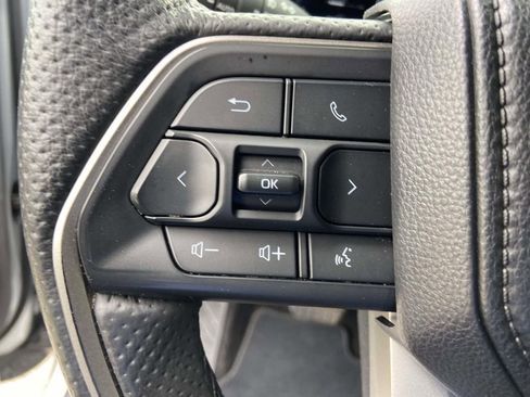 Used 2024 Toyota Tacoma Limited image 34