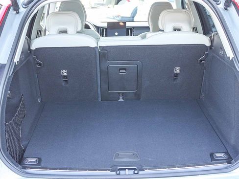 New 2026 Volvo XC60 B5 Ultra w/ Protection Package Premier image 13