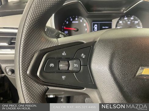 Used 2021 Chevrolet TrailBlazer LT AWD/4WD image 41