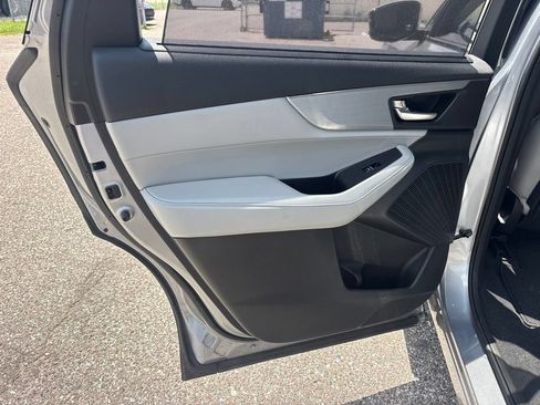 Used 2023 Acura MDX FWD w/ Technology Package image 12