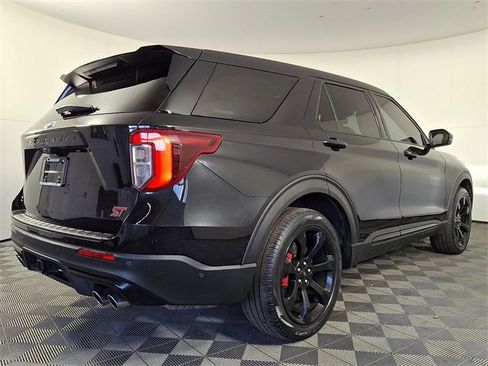 Used 2022 Ford Explorer ST w/ Equipment Group 401A image 9