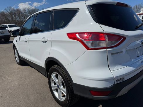 Used 2015 Ford Escape SE image 10