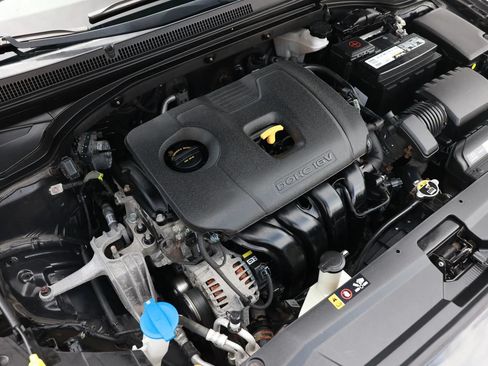Used 2019 Hyundai Veloster 2.0 FWD image 46