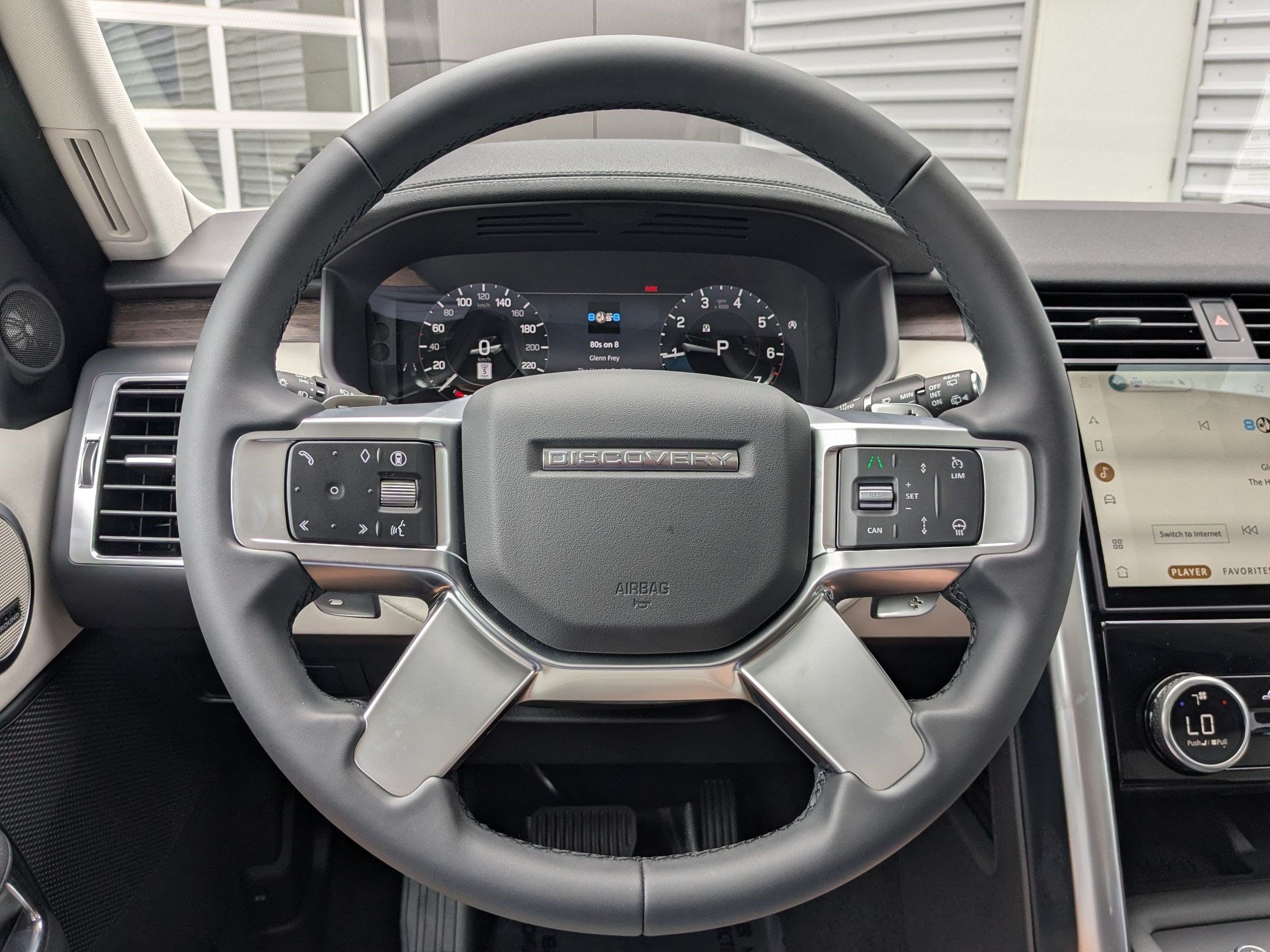 New 2026 Land Rover Discovery S AWD/4WD image 16