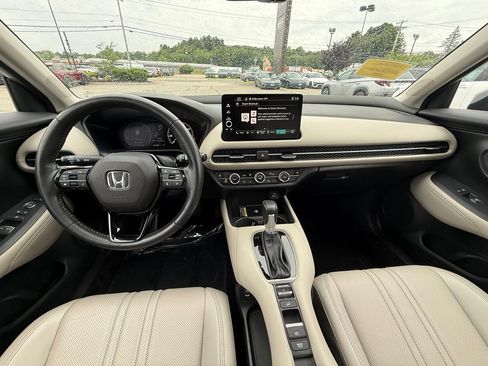 Used 2025 Honda HR-V EX-L image 13