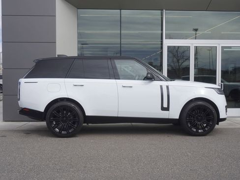 New 2026 Land Rover Range Rover SE AWD/4WD image 7