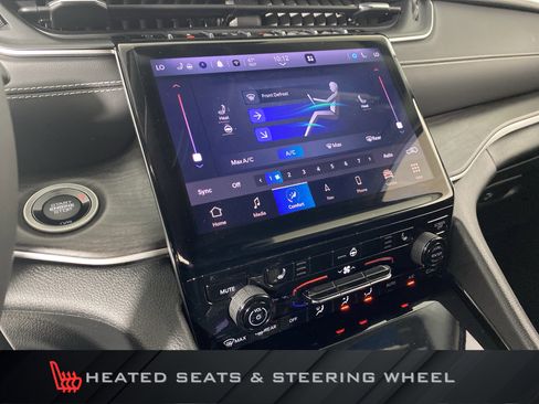 Used 2023 Jeep Grand Cherokee Limited AWD/4WD image 6