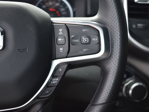 New 2026 RAM 1500 Express AWD/4WD image 14