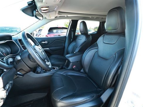 Used 2020 Jeep Cherokee Limited w/ Technology Group AWD/4WD image 25