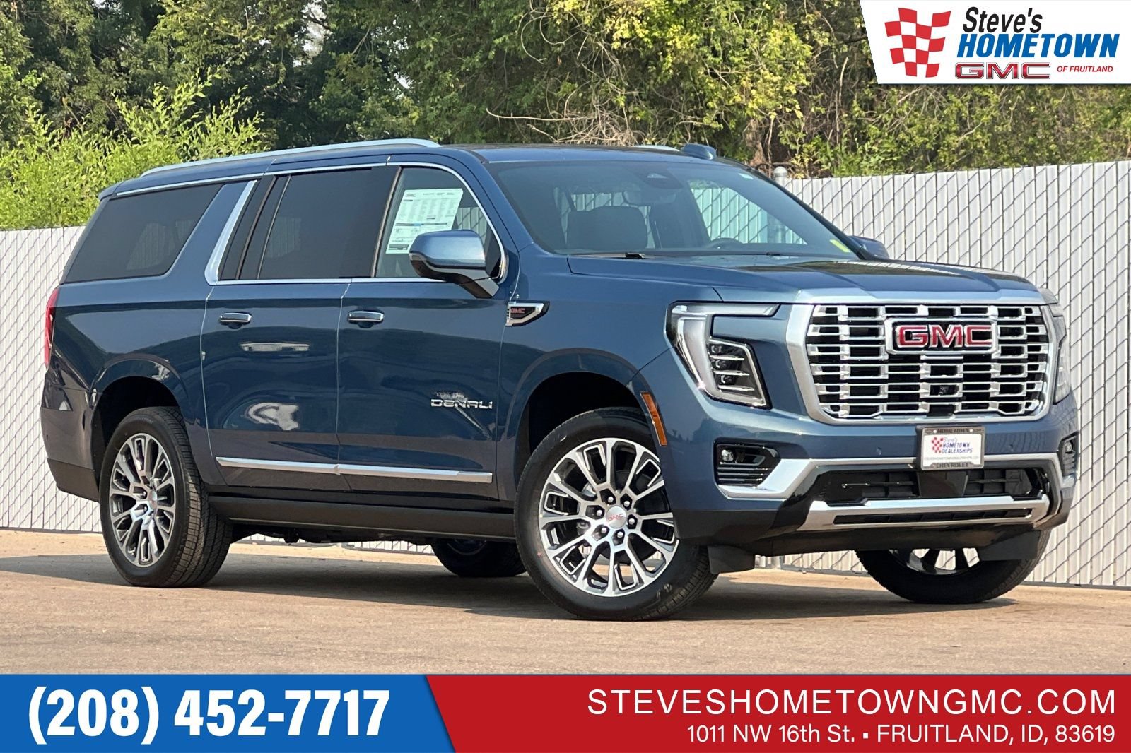 New 2026 GMC Yukon XL Denali w/ Denali Reserve Package AWD/4WD image 1