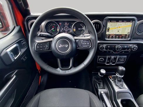 Certified 2023 Jeep Wrangler Unlimited w/ 8.4" Radio Group AWD/4WD image 6