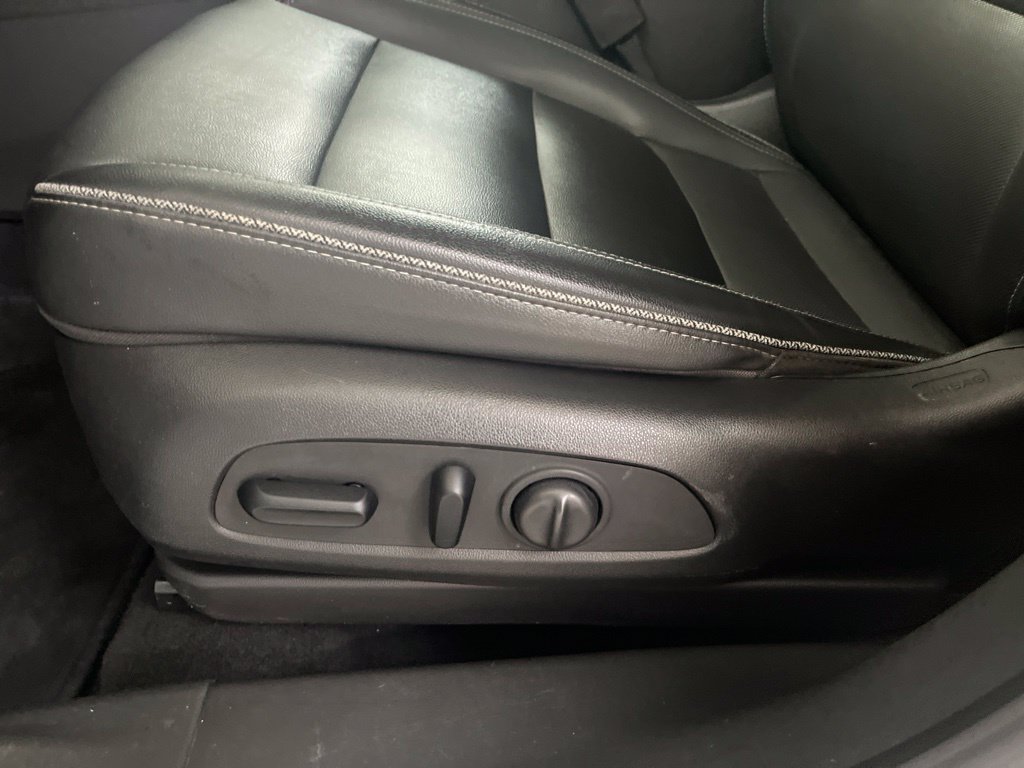 Used 2021 Chevrolet TrailBlazer LT w/ Premium Seating Package AWD/4WD image 52
