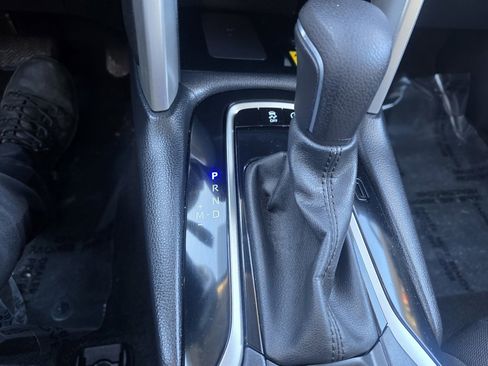 Certified 2023 Toyota Corolla Cross LE w/ Moonroof Package image 25