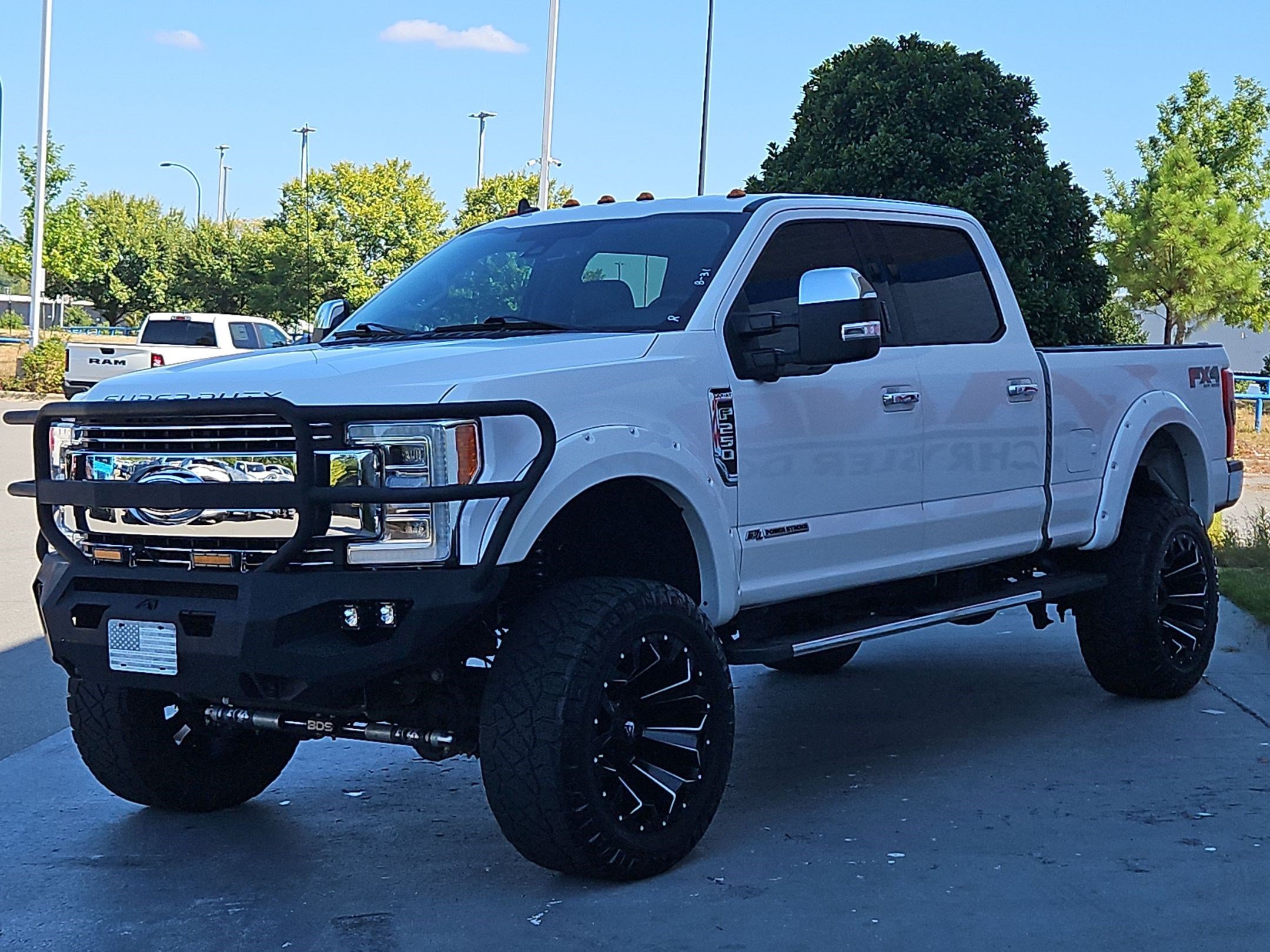 Used 2019 Ford F250 Lariat w/ Lariat Ultimate Package AWD/4WD image 3