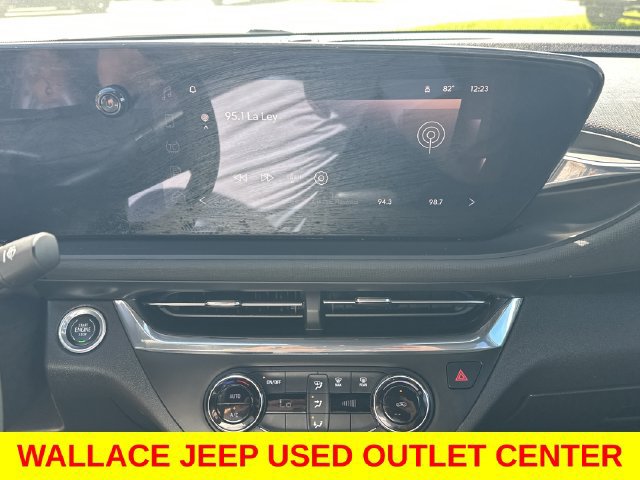 Used 2025 Buick Envista Preferred FWD image 18