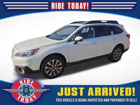 Used 2016 Subaru Outback 2.5i Limited image 1