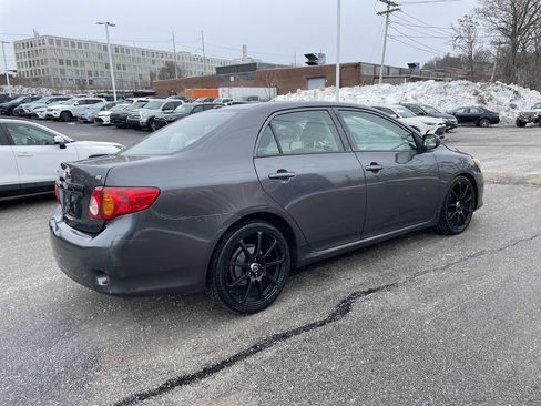 Used 2010 Toyota Corolla LE w/ All Weather Guard Pkg image 8