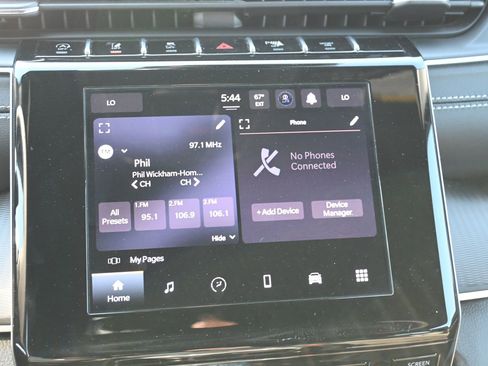 New 2025 Jeep Grand Cherokee L Laredo image 15