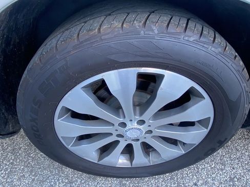 Used 2017 Mercedes-Benz GLS 450 4MATIC w/ Premium Package image 26