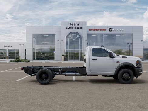 New 2025 RAM 4500 Tradesman AWD/4WD image 21