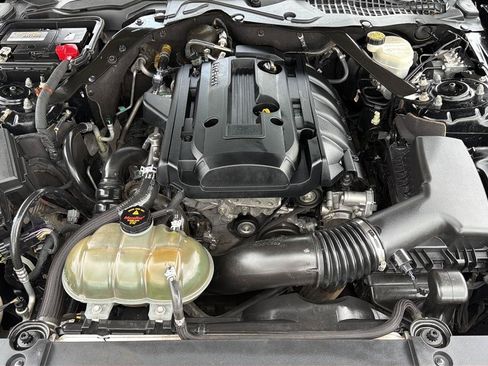 Used 2016 Ford Mustang Premium RWD image 32
