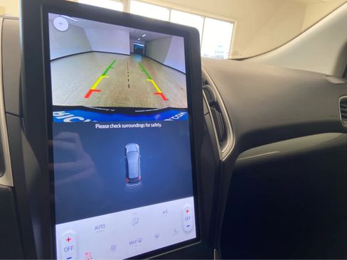 Used 2024 Ford Edge SEL w/ Convenience Package image 31