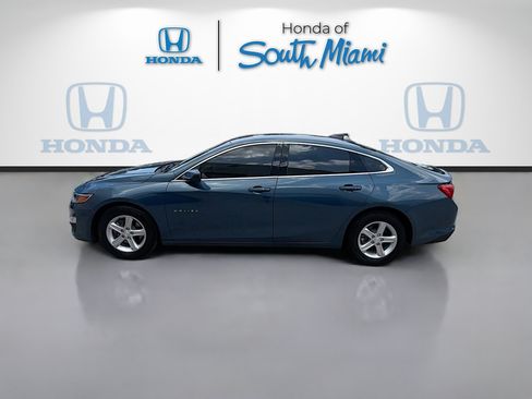 Used 2025 Chevrolet Malibu LS FWD image 4