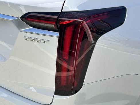 New 2025 Cadillac XT6 Luxury FWD image 8