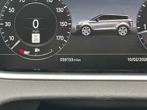 Used 2020 Land Rover Range Rover Evoque SE image 26