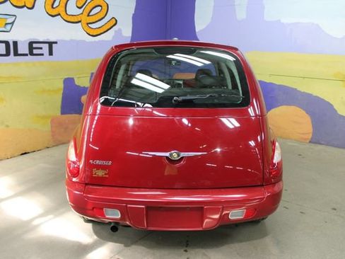 Used 2009 Chrysler PT Cruiser FWD image 7