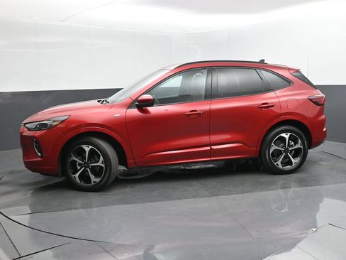 Certified 2023 Ford Escape ST-Line Elite AWD/4WD image 28