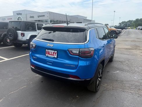 Used 2025 Jeep Compass Limited w/ Elite Group AWD/4WD image 7