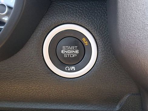 Certified 2021 RAM 1500 Big Horn AWD/4WD image 27