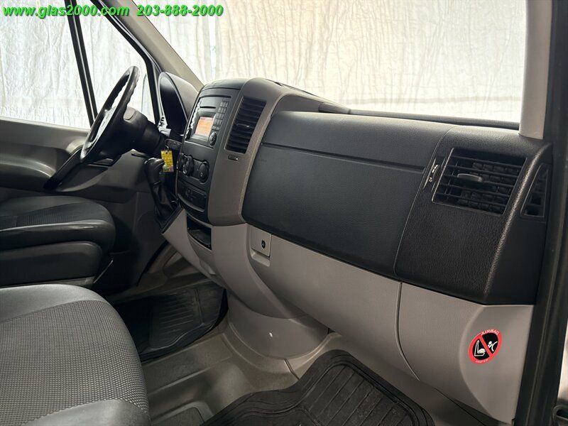 Used 2012 Freightliner Sprinter 2500 RWD image 5