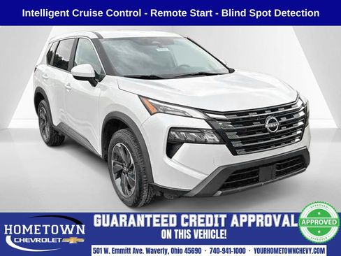 Used 2024 Nissan Rogue SV FWD image 1