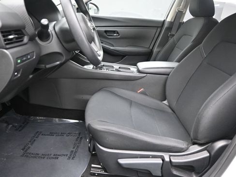Used 2025 Nissan Sentra S FWD image 12