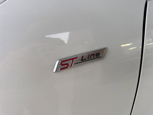 Certified 2023 Ford Escape ST-Line w/ Tech Pack #1 image 14