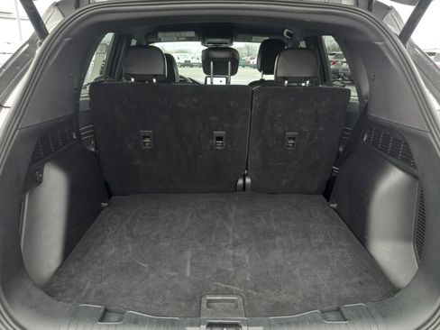 Used 2024 Ford Escape ST-Line image 12