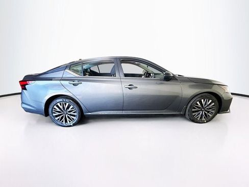 New 2026 Nissan Altima 2.5 SV FWD image 4