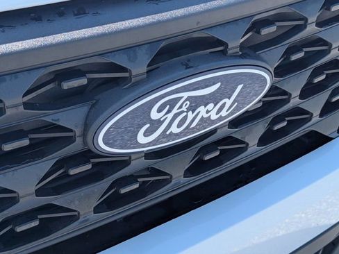 Used 2025 Ford Maverick XLT w/ XLT Luxury Package AWD/4WD image 11