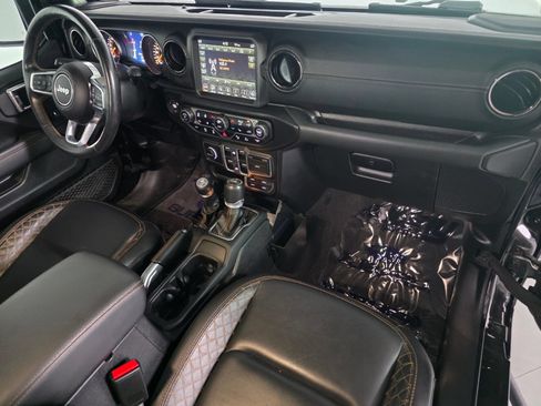 Used 2021 Jeep Gladiator Overland AWD/4WD image 22