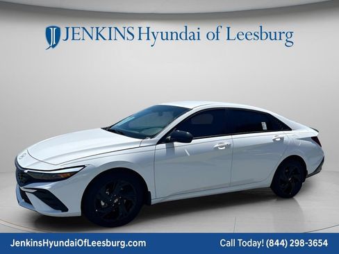 New 2026 Hyundai Elantra Sport FWD image 11
