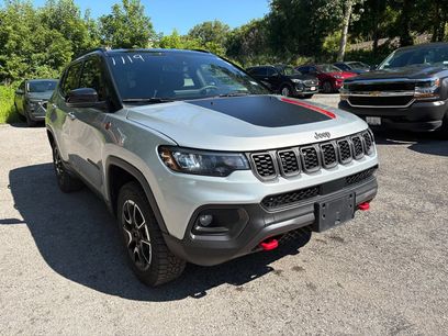 Used 2025 Jeep Compass Trailhawk